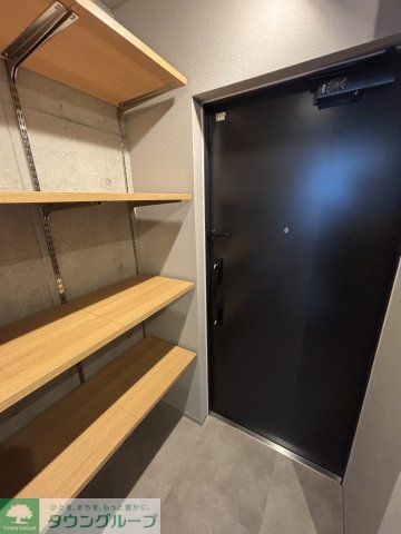 収納　★奇数階・偶数階で木材や壁の色が異なります。