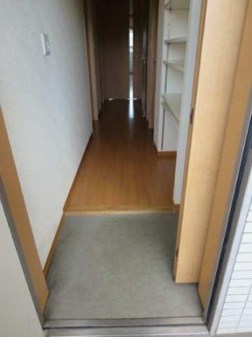 小田急線 柿生駅 徒歩1分 6階建 築21年の玄関写真