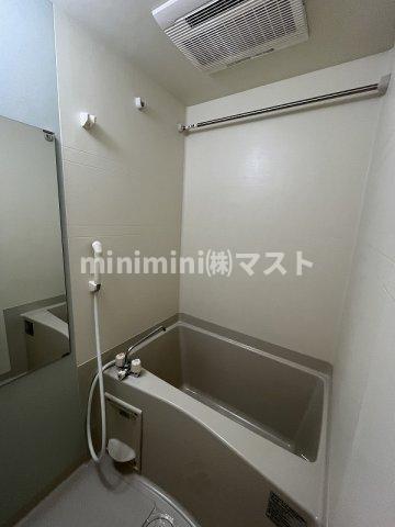 レジュールアッシュ心斎橋VITAの風呂写真