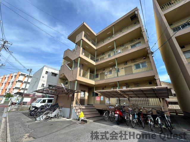 山本北コーポラス1号の外観写真