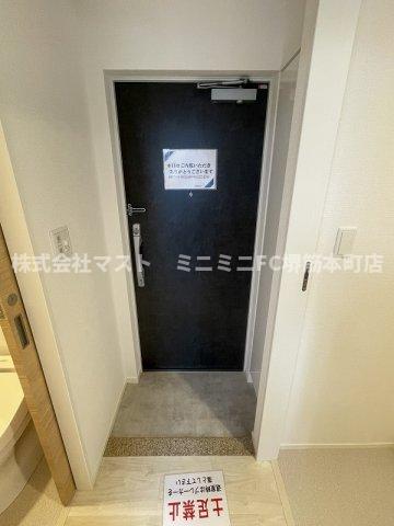 玄関　他号室参考写真