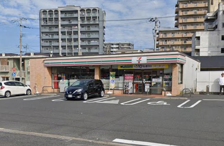 コンビニ　セブンイレブン 戸畑中原西1丁目店（コンビニ）まで439m