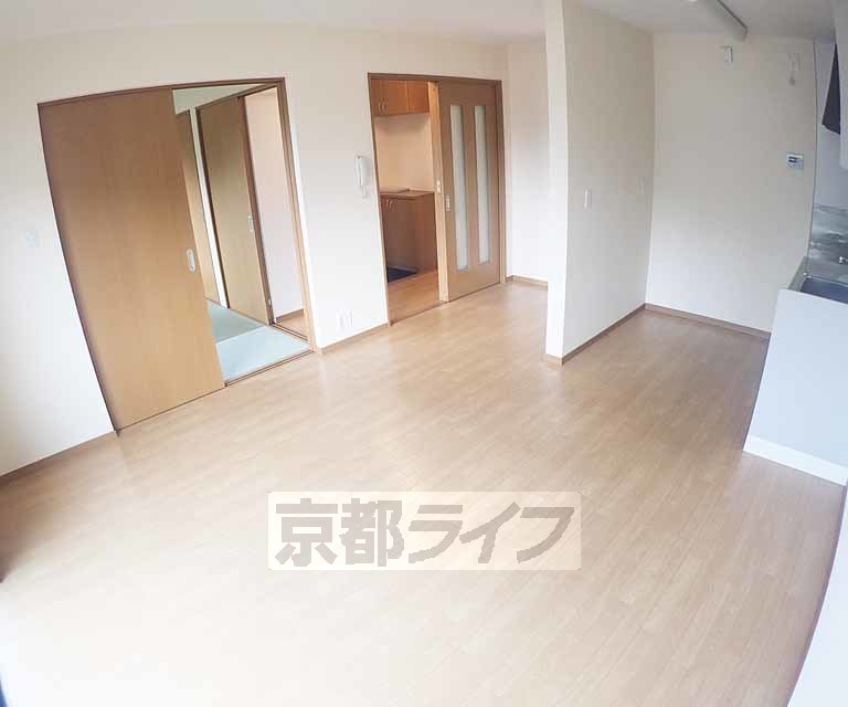 居室・リビング　広々としたお部屋です。