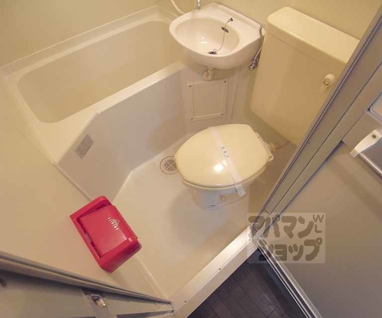 第20長栄イスズベル京都伏見のトイレ写真