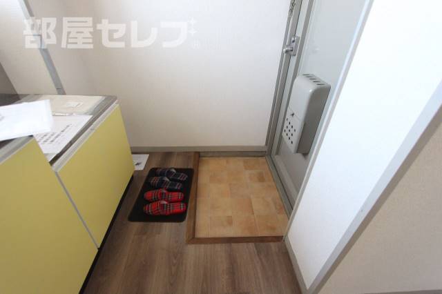 玄関　玄関。