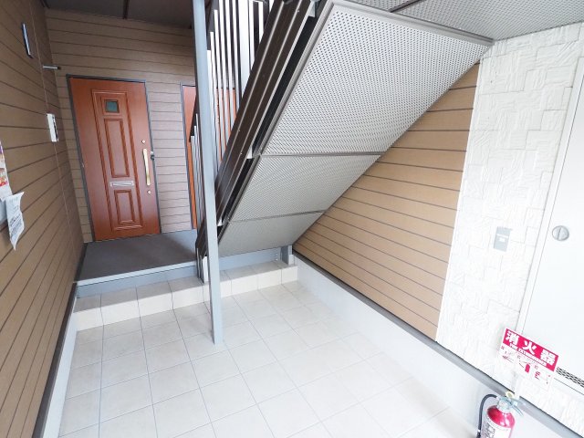 ＪＲ東海道本線 摂津本山駅 徒歩9分 3階建 築12年の外観写真