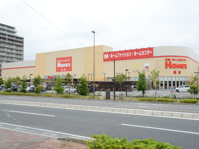 ホームセンター　島忠HOME’S(島忠ホームズ) 三郷中央店（ホームセンター）まで3016m
