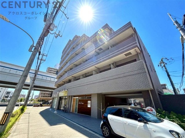建物外観　オートロック、エレベーター完備☆