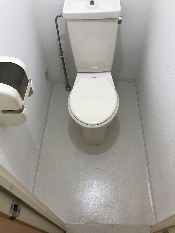 トイレ　※参考写真（同物件別部屋です）
