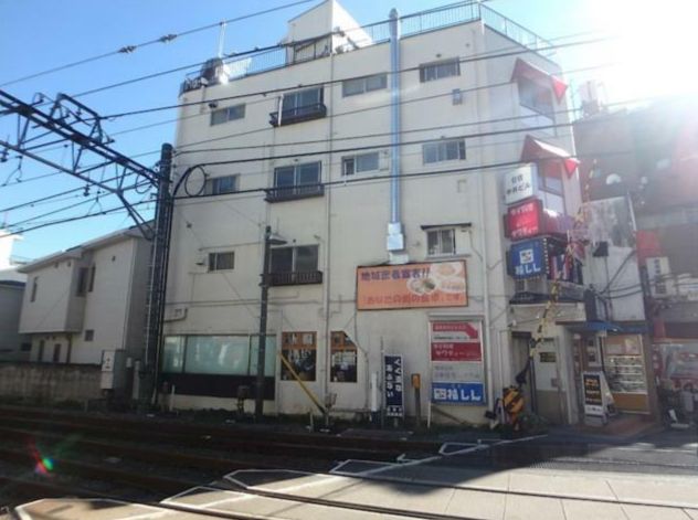 ハウスポート中井ビルの外観写真