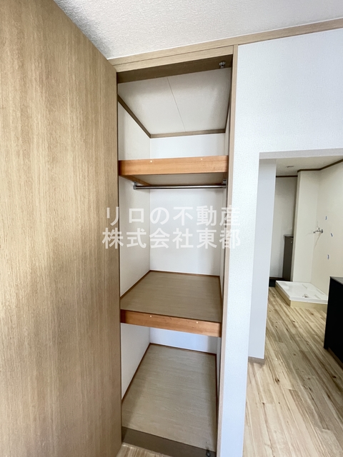 収納　奥行のある収納付です！増えがちな荷物をもスッキリ収納できます