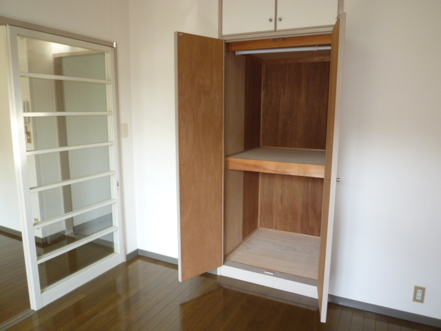 収納　クローゼット