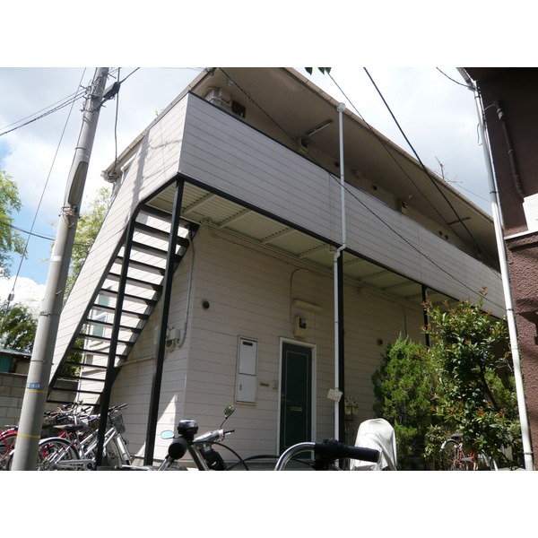 第一コア陣屋の建物外観