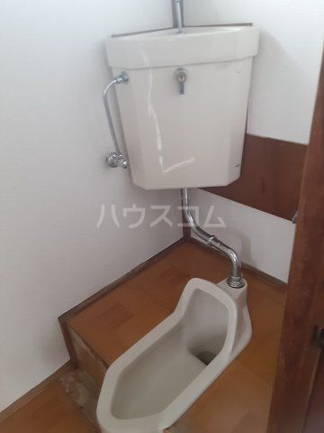【石原貸家のトイレ】