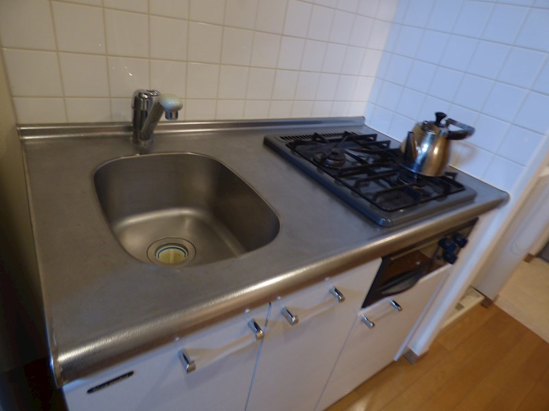 キッチン　弊社は全物件が仲介手数料半月分でご紹介可能です。