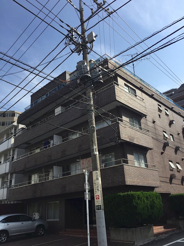 【大田区久が原のマンションの建物外観】