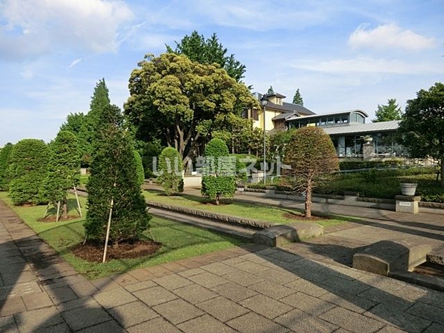 【ジェノヴィア横浜石川町の公園】