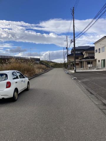 その他　前面道路（その他）まで0m