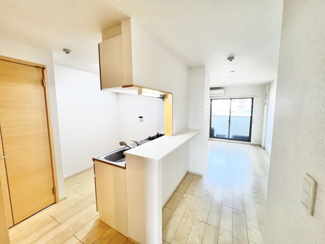 居室・リビング　※別部屋参考写真