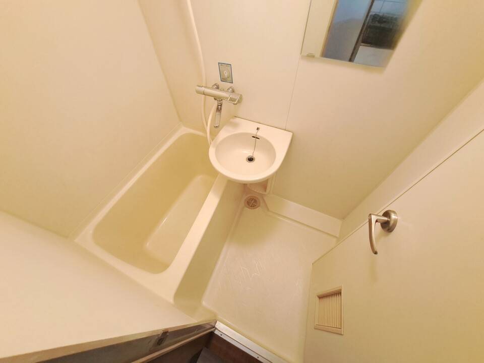 バス・シャワールーム　浴室