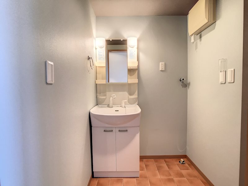 洗面設備　※他の部屋参照※