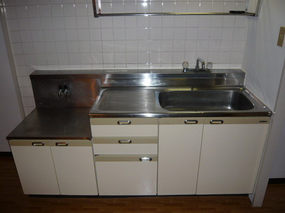 キッチン　※別部屋の写真です