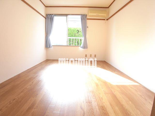 居室・リビング　エアコン付きですよ