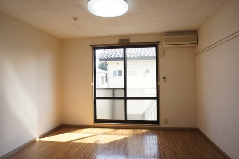 居室・リビング　図面と現状に相違がある場合には現状を優先