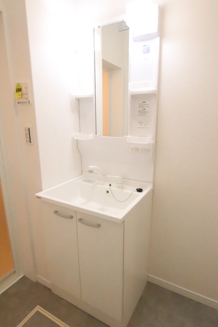 洗面設備　【別室参考写真】