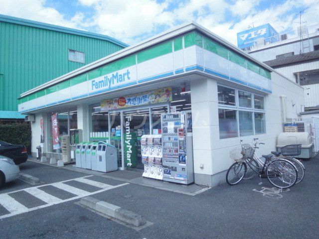 コンビニ　ファミリーマート領家橋店（コンビニ）まで607m