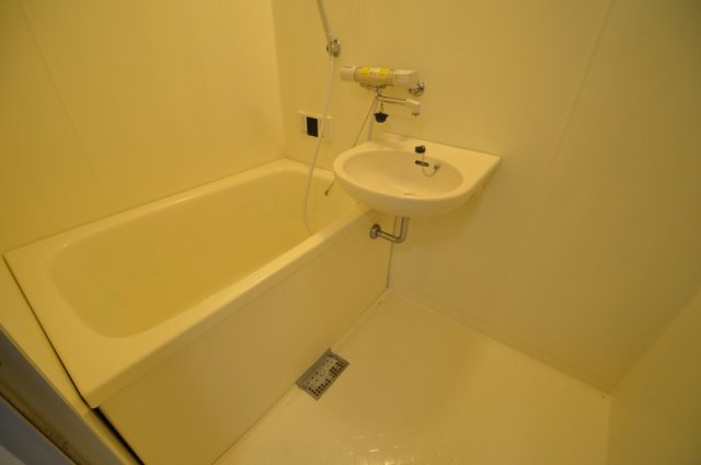 バス・シャワールーム　ユニットバスでお掃除ラクラク