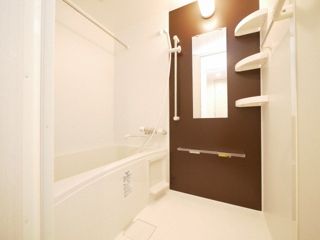 バス・シャワールーム　きれいなお風呂です