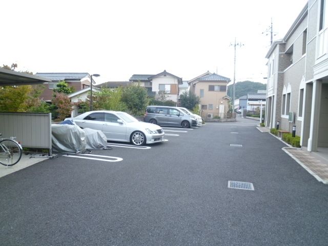 駐車場　★広々敷地内駐車場★