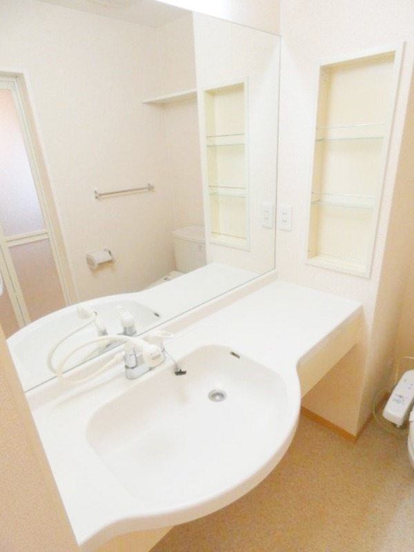 洗面設備　図面と現状に相違がある場合には現状を優先．．．