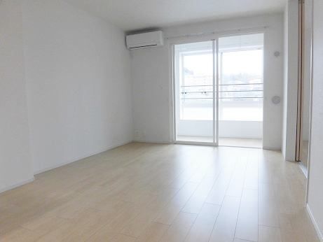 シャルールA_内装_0