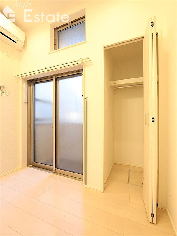 収納　クローゼット