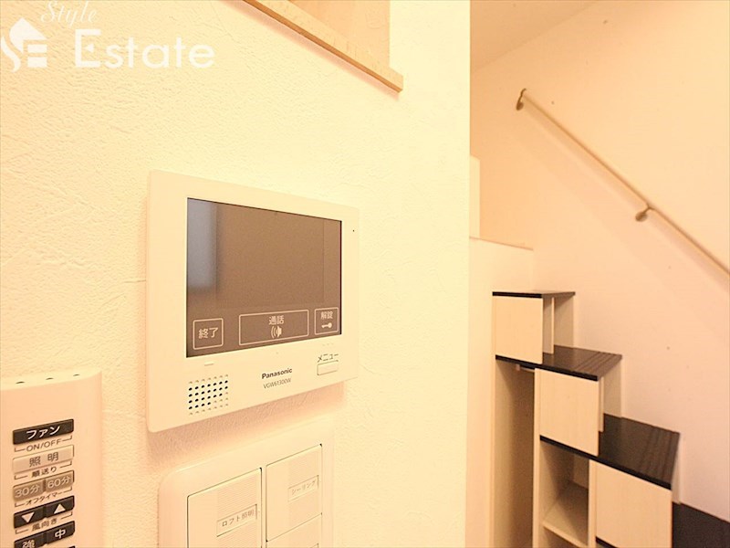 セキュリティ　モニター付きインターホン