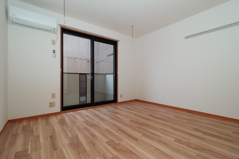 居室・リビング　図面と現状に相違がある場合には現状を優先