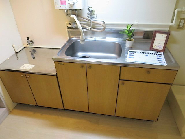 キッチン　二口コンロ設置可！！