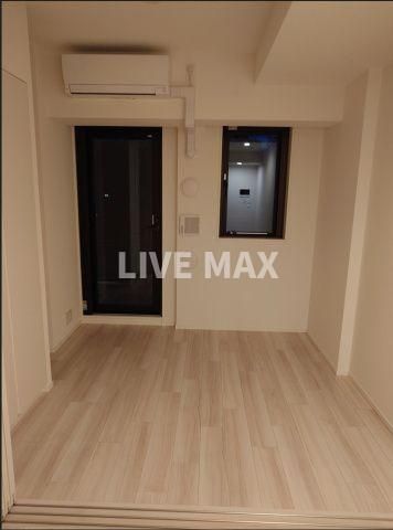 居室・リビング　別号室参考写真