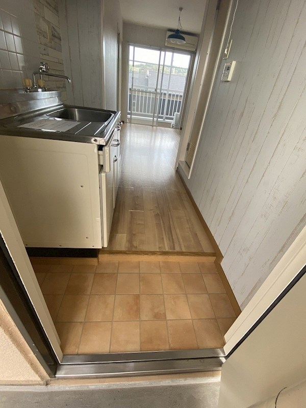 玄関　※別室参照