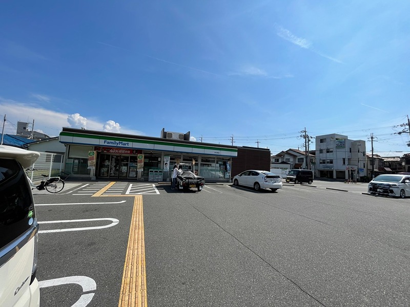 コンビニ　ファミリーマート堺大美野店（コンビニ）まで547m