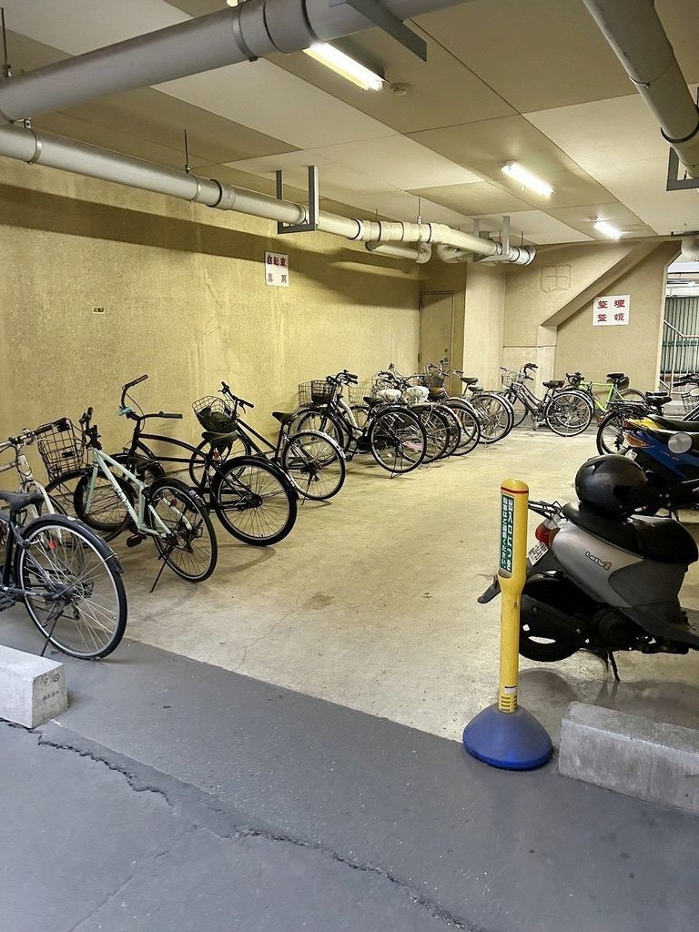 駐車場　駐輪場