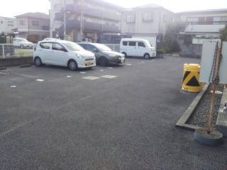 駐車場　エントランス