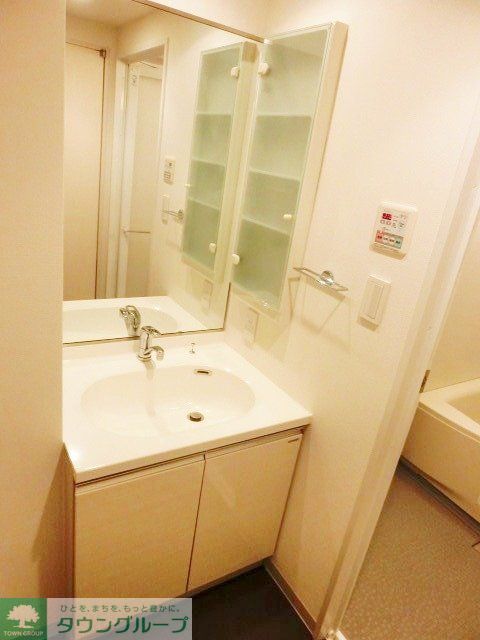 洗面設備　お部屋探しは株式会社　タウンハウジング　までお気軽にお問合…