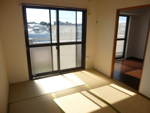 その他部屋・スペース　いずみ中央駅近で安心のオートロック付3ＬＤＫマンション