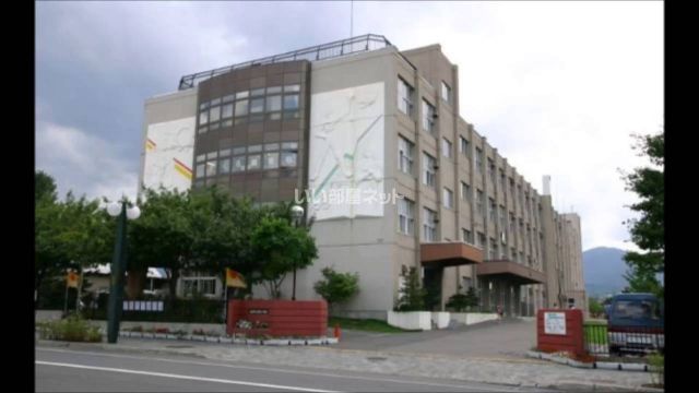 小学校　発寒小学校（小学校）まで831m
