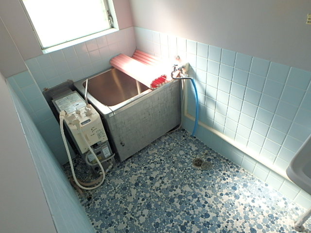 バス・シャワールーム