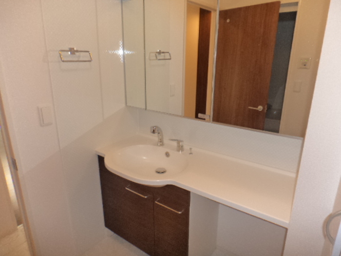 洗面設備　洗髪洗面化粧台