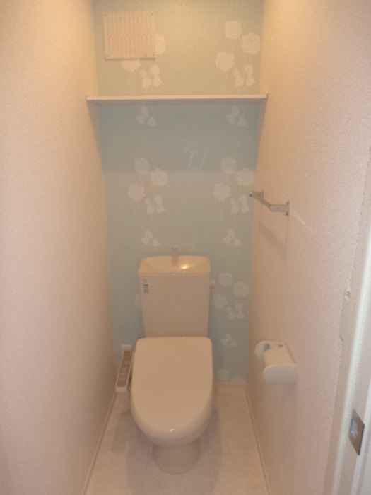 トイレ　温水洗浄暖房便座